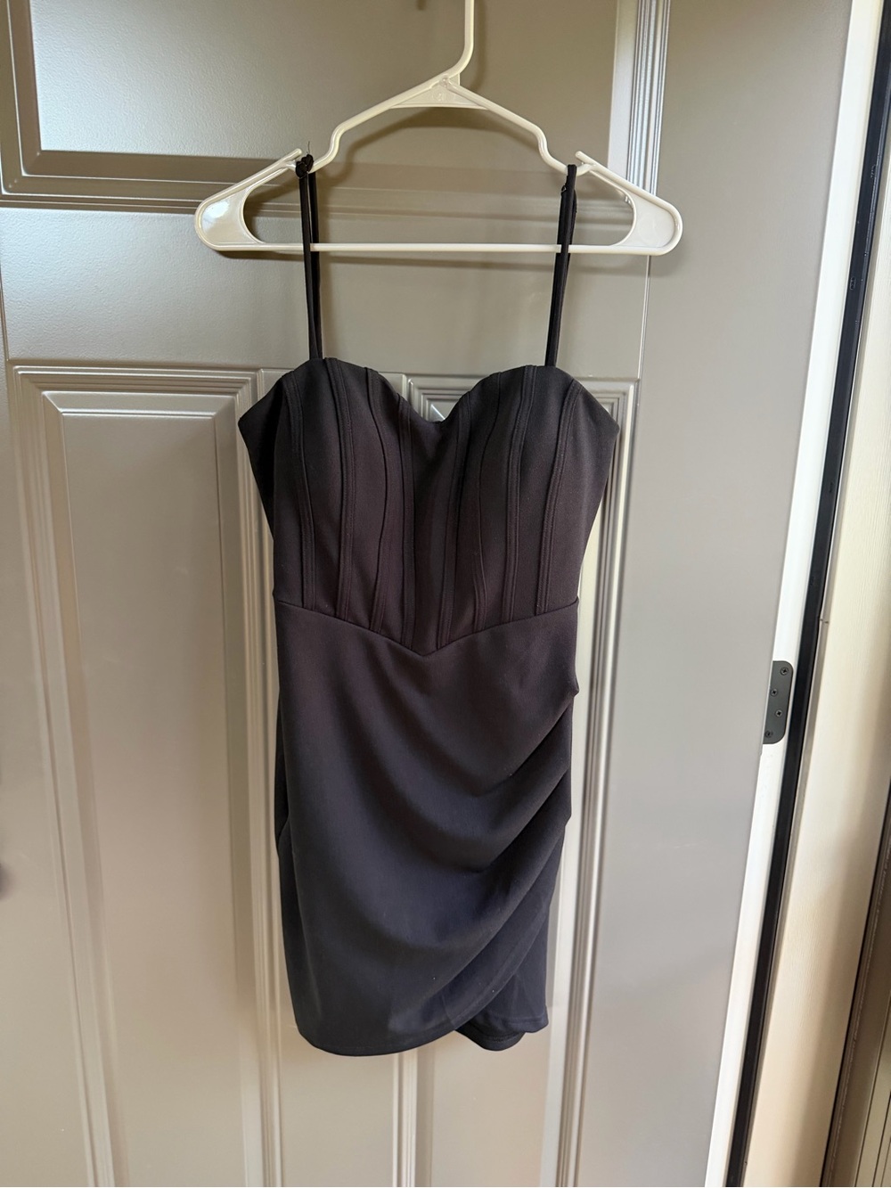 Willow & Root Strapless Sweetheart Black Cocktail Dress, Size M
